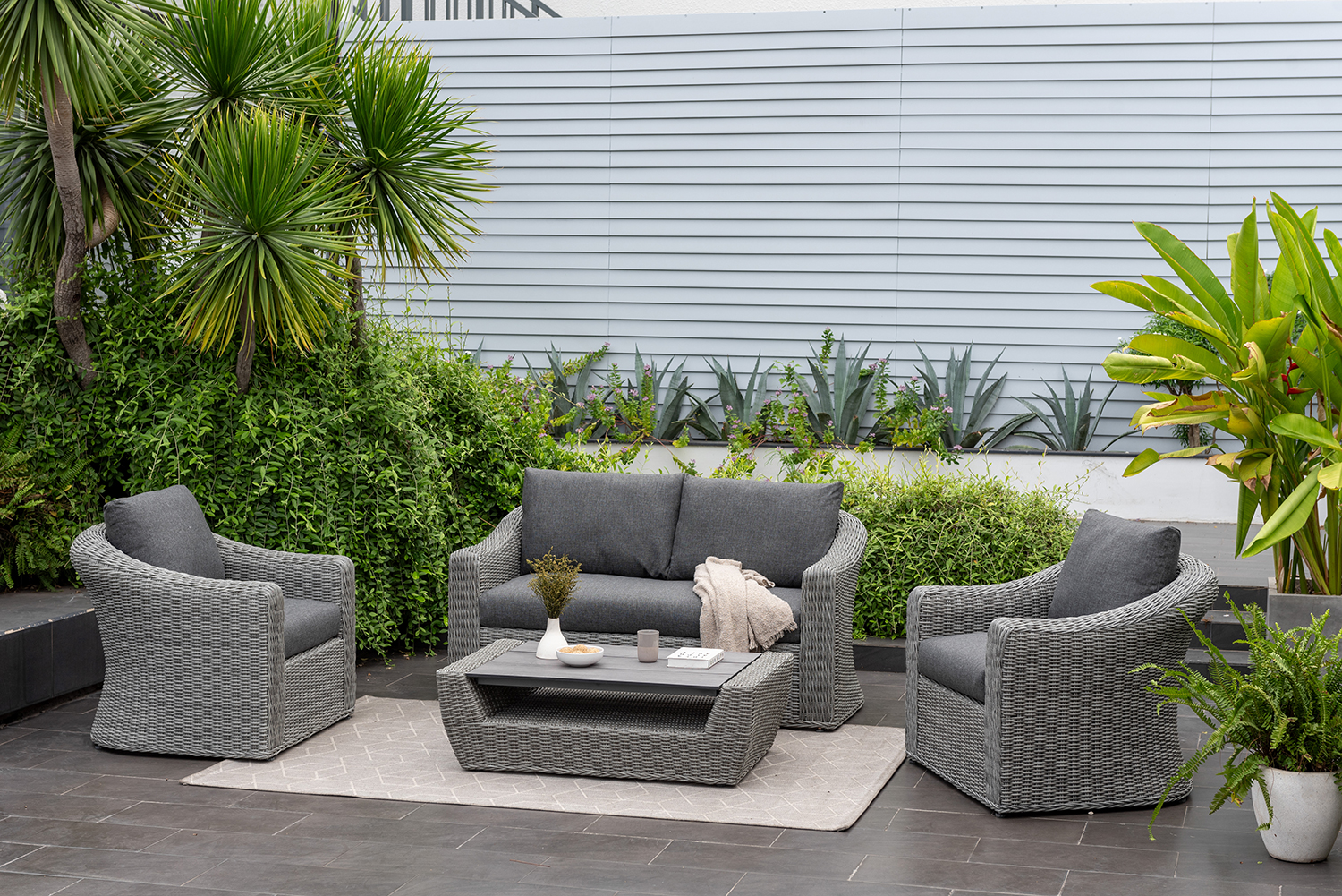 LifestyleGarden Martinique Grey Lounge Set